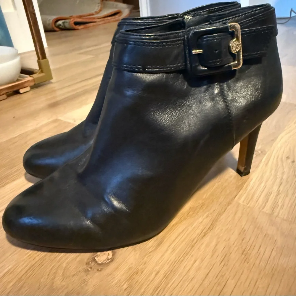 Vince Camuto Black Leather Ankle Boots - Picture 3 of 7